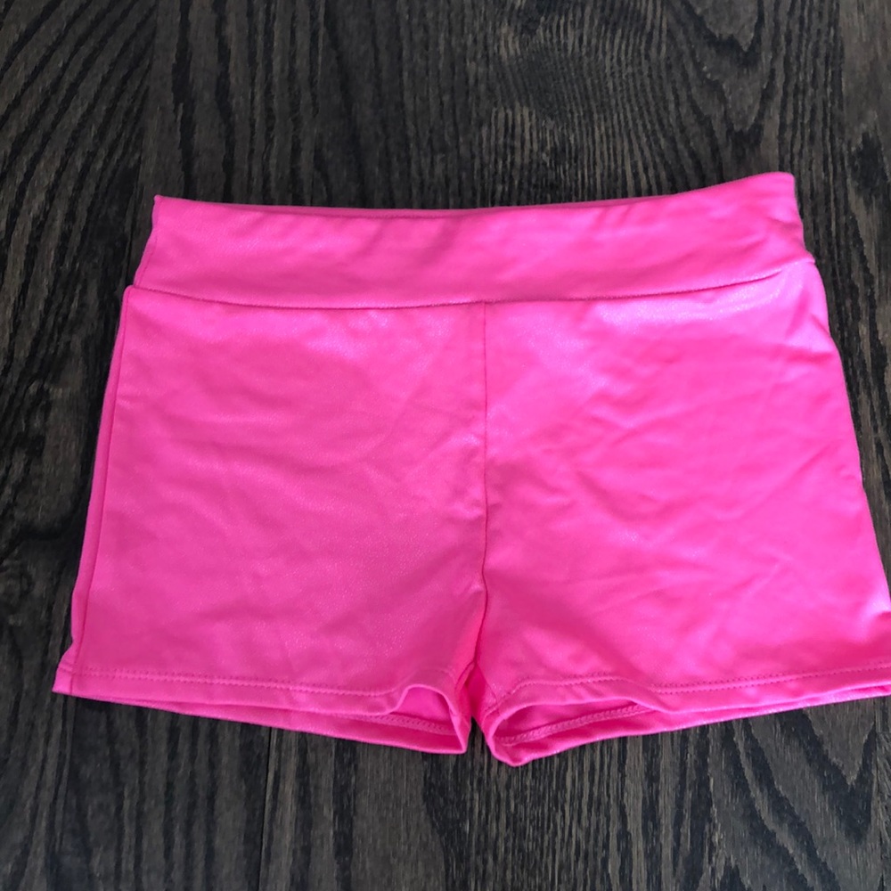 Athletic shorts